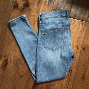 Mid rise jeans